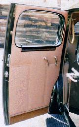 28k photo of 1937 Buick 90 Limited sedan, rear door
