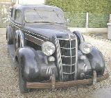 39k photo of 1935 Chrysler C6 Airstream 4-door touring sedan