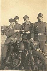 79k WW2 photo, DKW-NZ250 of Luftwaffe anti-aircraft battery, Holland