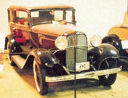 1932 Ford Model V8 Series 18 and Ford Model B