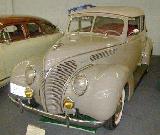 19k photo of 1938 Ford DeLuxe Convertible Sedan