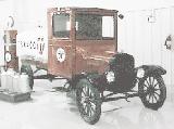 11k photo of 1926 Ford TT tanker