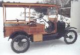 31k photo of 1923 Ford T depot hack, wrong wheels?