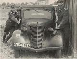 70k WW2 photo of Ford-Eifel Cabriolimousine of Luftwaffe