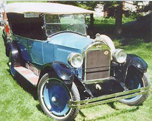 Oldtimer gallery. Cars. Gardner.