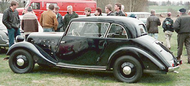45k photo of 1937 Hansa1100 Limousine Tyre pressures atmospheres front 