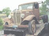 25k photo of 1935 International C30