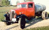 26k photo of 1935 International C30 tank truck