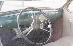 1937 Lincoln Zephyr coupe, dashboard