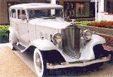 19k photo of 1932 Packard 900 4-door sedan