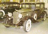 25k photo of 1932 Packard 902 club sedan