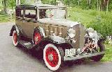15k photo of 1932 Pontiac Six 2-door Custom sedan (6 wheels)
